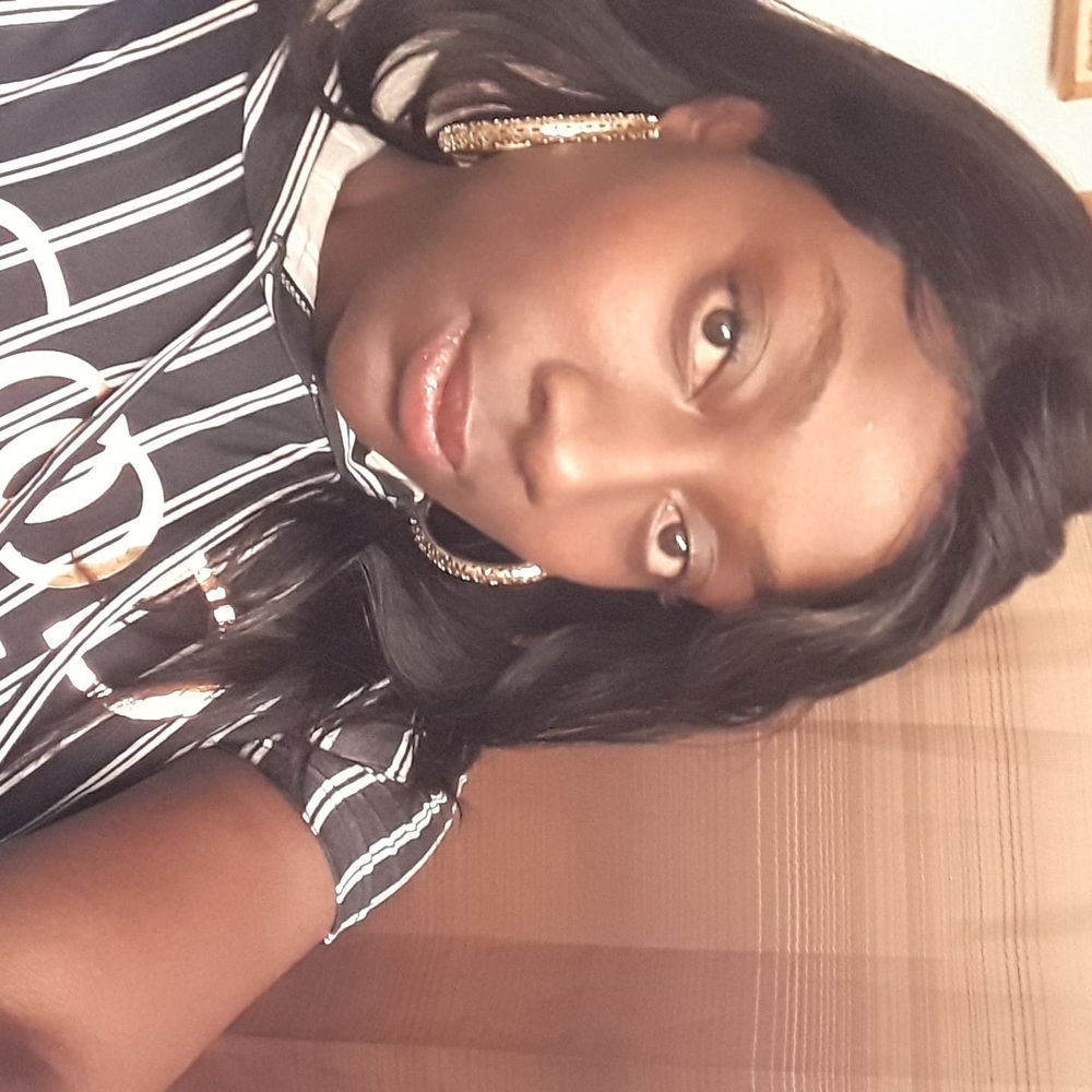 Meet your Posher, Shelia